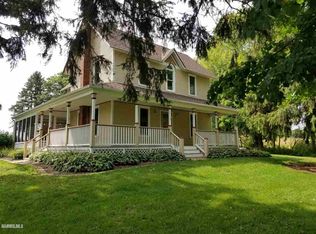 23480 Livingood Rd, Chadwick, IL 61014