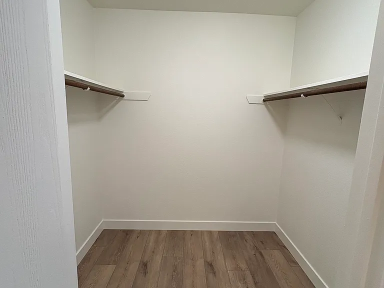 Cambridge Oaks Apartments — Photo 11