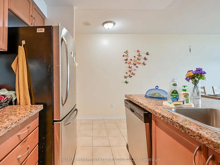 4900 Glen Erin Dr #1611 — Photo 10