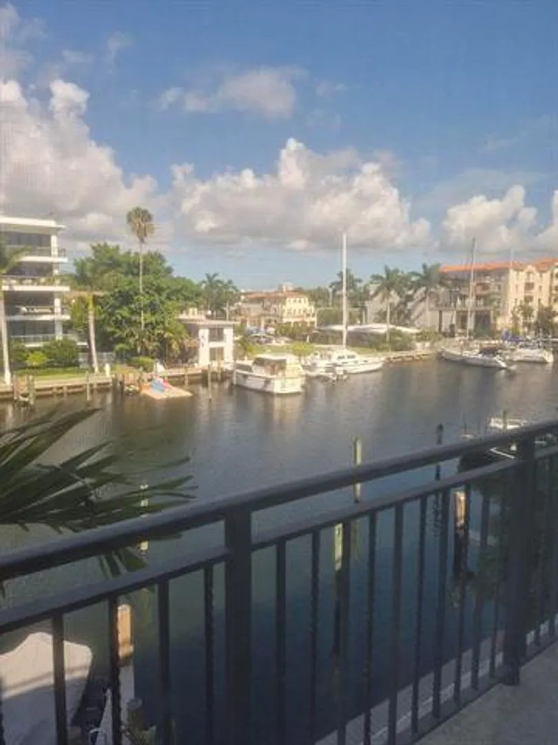 71 Isle Of Venice Dr th 71, Fort Lauderdale, FL 33301 — Photo 3