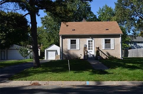 Great West Richfield neighborhood! Very well-loved bungalow with stucco exterior, new asphalt drivew