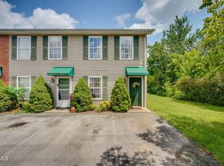 568 Gray Station Rd APT 10, Johnson City, TN 37615