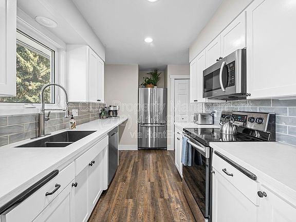 5th image of 3870 N Honeysuckle Dr Unit A
