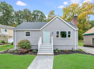 15 Cedarcrest Rd, Salem, MA 01970