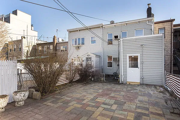 Rented by Bold New York | media 12
