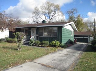 60 Arrowhead Dr, Thornton, IL