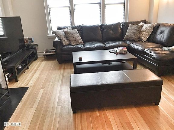2nd image of 404 E 55th St APT 14E