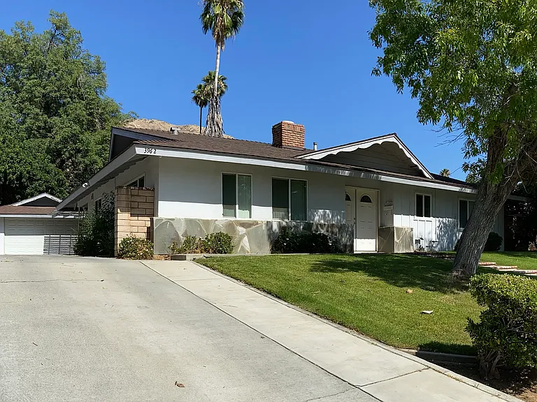 3962 Mount Vernon Ave — Photo 4