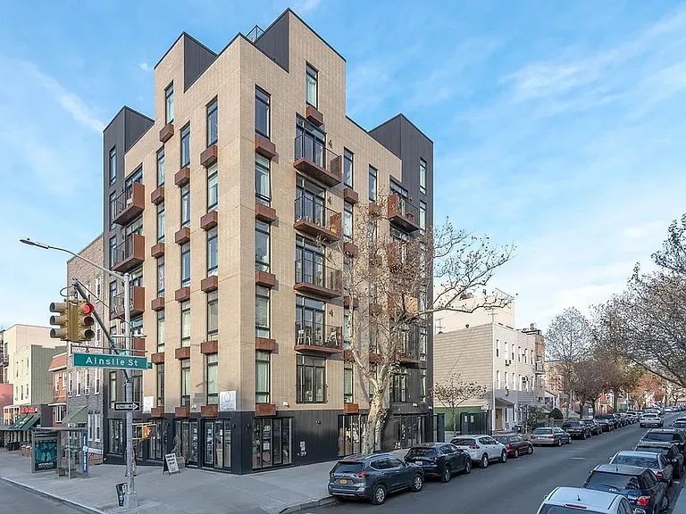 310 Graham Ave #5D — Photo 10