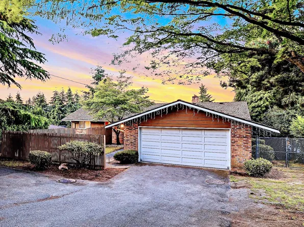 5703 Broadway Ave SE, Everett, WA 98203