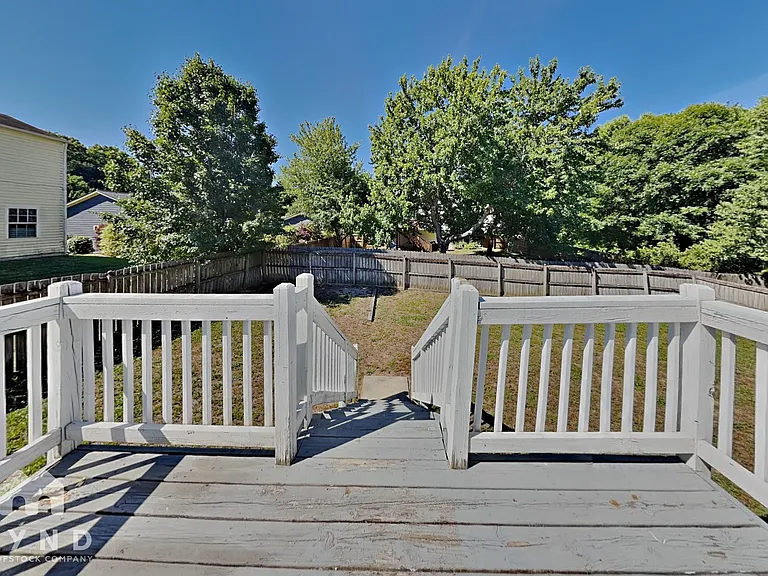 105 Bridgedale Ct — Photo 23