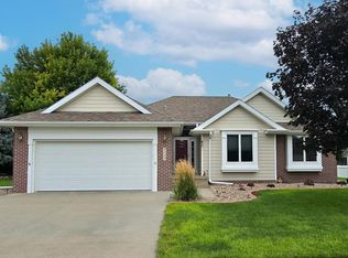 5107 Avenue G Pl, Kearney, NE 68847