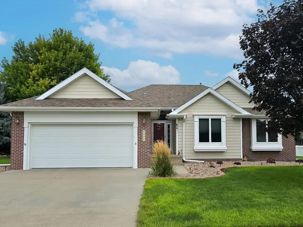 5107 Avenue G Pl, Kearney, NE 68847