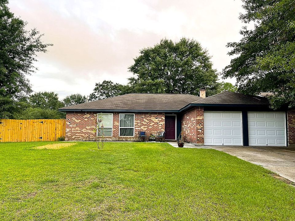 1st image of 585 Lenwood Dr