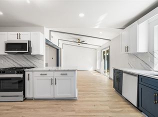 6646 Bayou View Dr, Houston, TX 77091