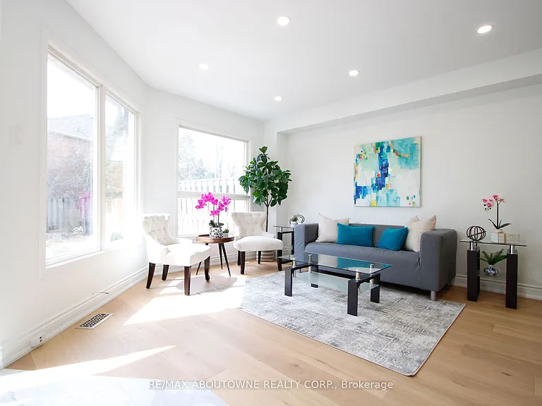 1114 Lindsay Dr — Photo 5