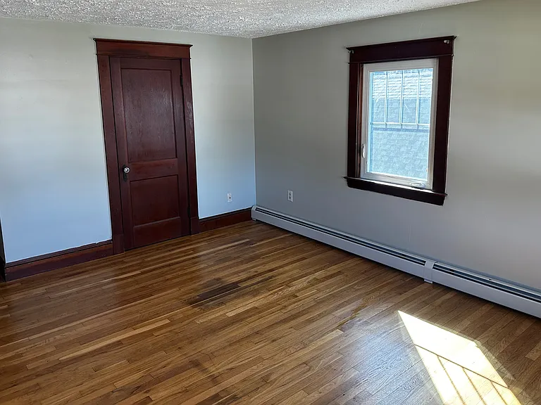 94 Pike St #2 — Photo 22
