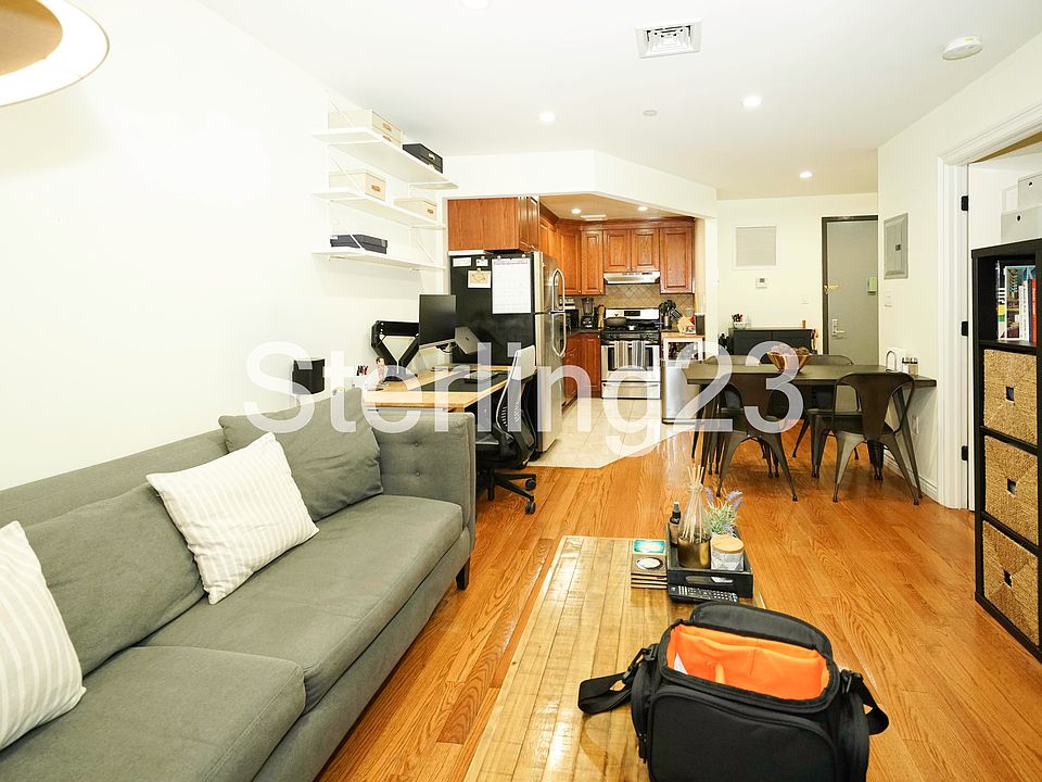 1st image of 3604 28th Ave #4A