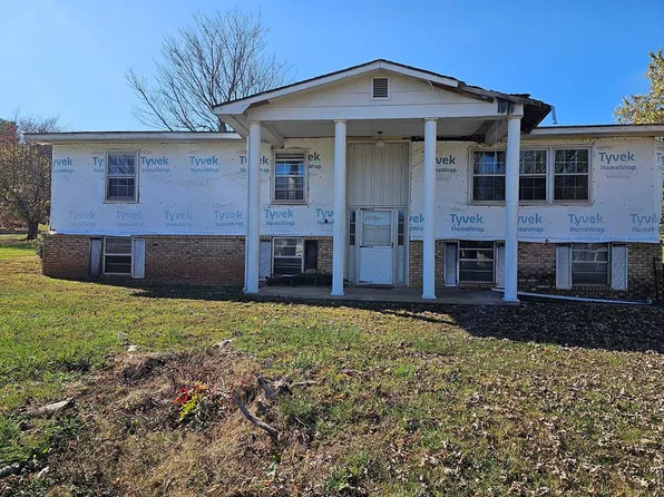 (undisclosed Address), Livingston, TN 38570