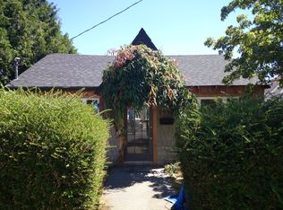 3836 33rd Ave SW, Seattle, WA 98126