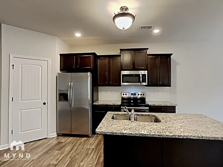 129 Magnaview Dr — Photo 4