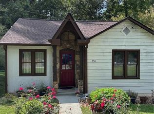 5511 Wing St, Sandy Springs, GA 30350