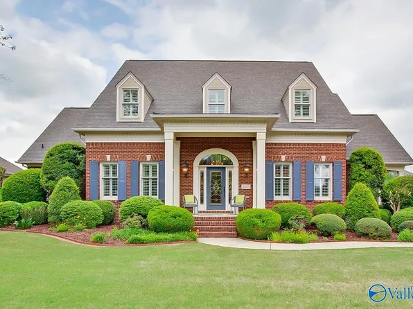 3105 Honors Row SE, Owens Cross Roads, AL 35763