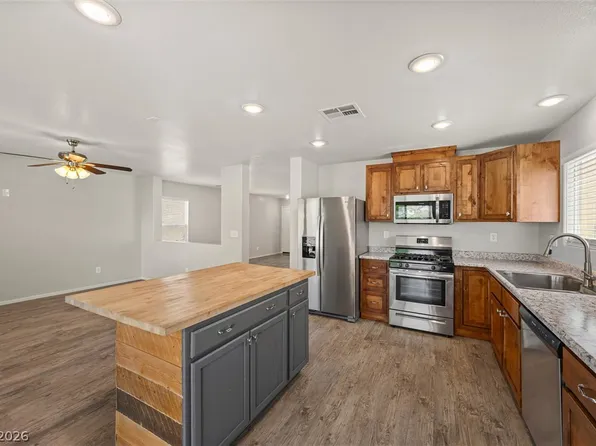 5304 Country Retreat Ct, Las Vegas, NV 89131