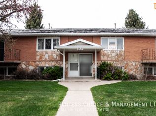 2621 Scenic Dr S #1, Lethbridge, AB T1K 1N3