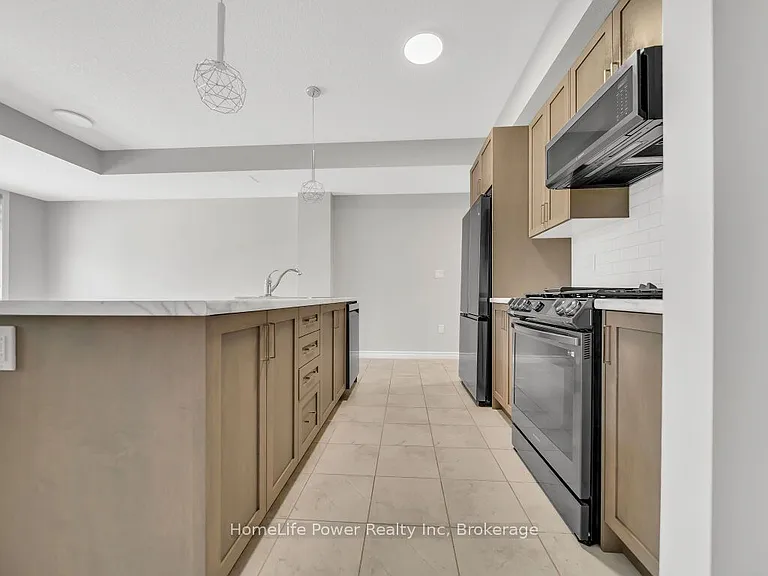 445 Ontario St S #89 — Photo 15