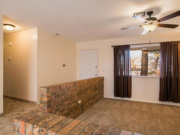 2104 Spruce Needle (003)