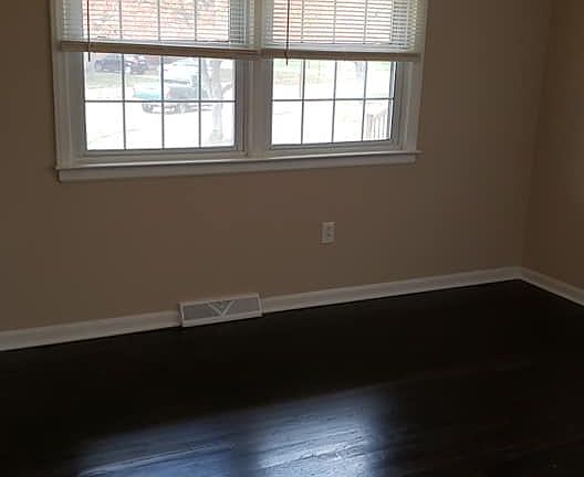 4th image of 7116 Swirlwood Ln