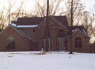 11409 Oldewood Trl, Fenton, MI 48430