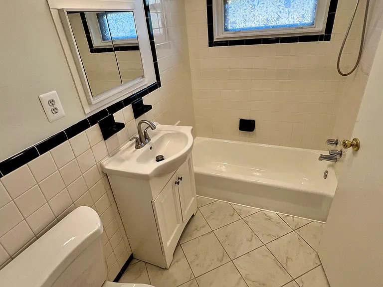 5311 Pooks Hill Rd #407 — Photo 14