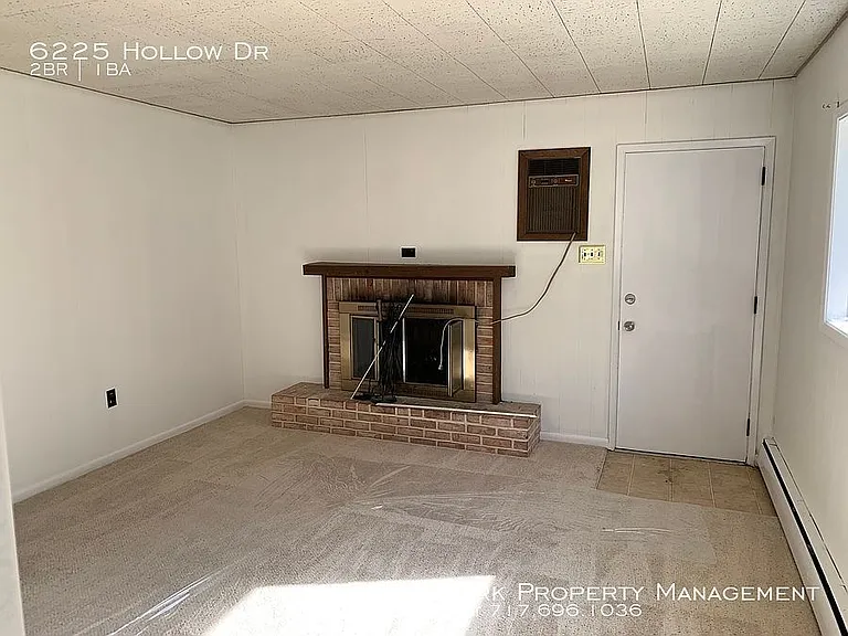 6225 Hollow Dr — Photo 5