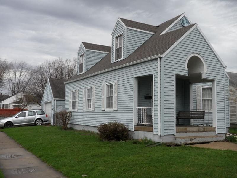 1st image of 625 S Edison Ave