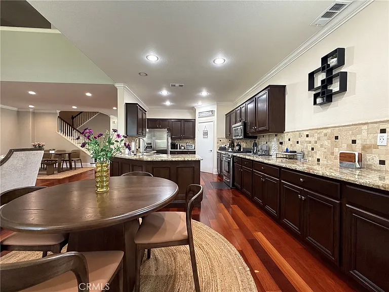 12210 Vista Ct — Photo 18