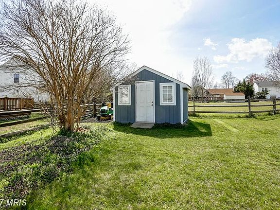 5th image of 2181 Fawn Ct