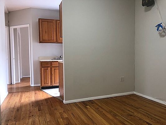 1st image of 183 Thompson St APT F1