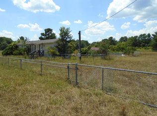 1184 Goslin Pond Rd, Summerton, SC 29148