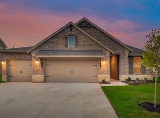 1433 Whitetail Ln, Azle, TX 76020