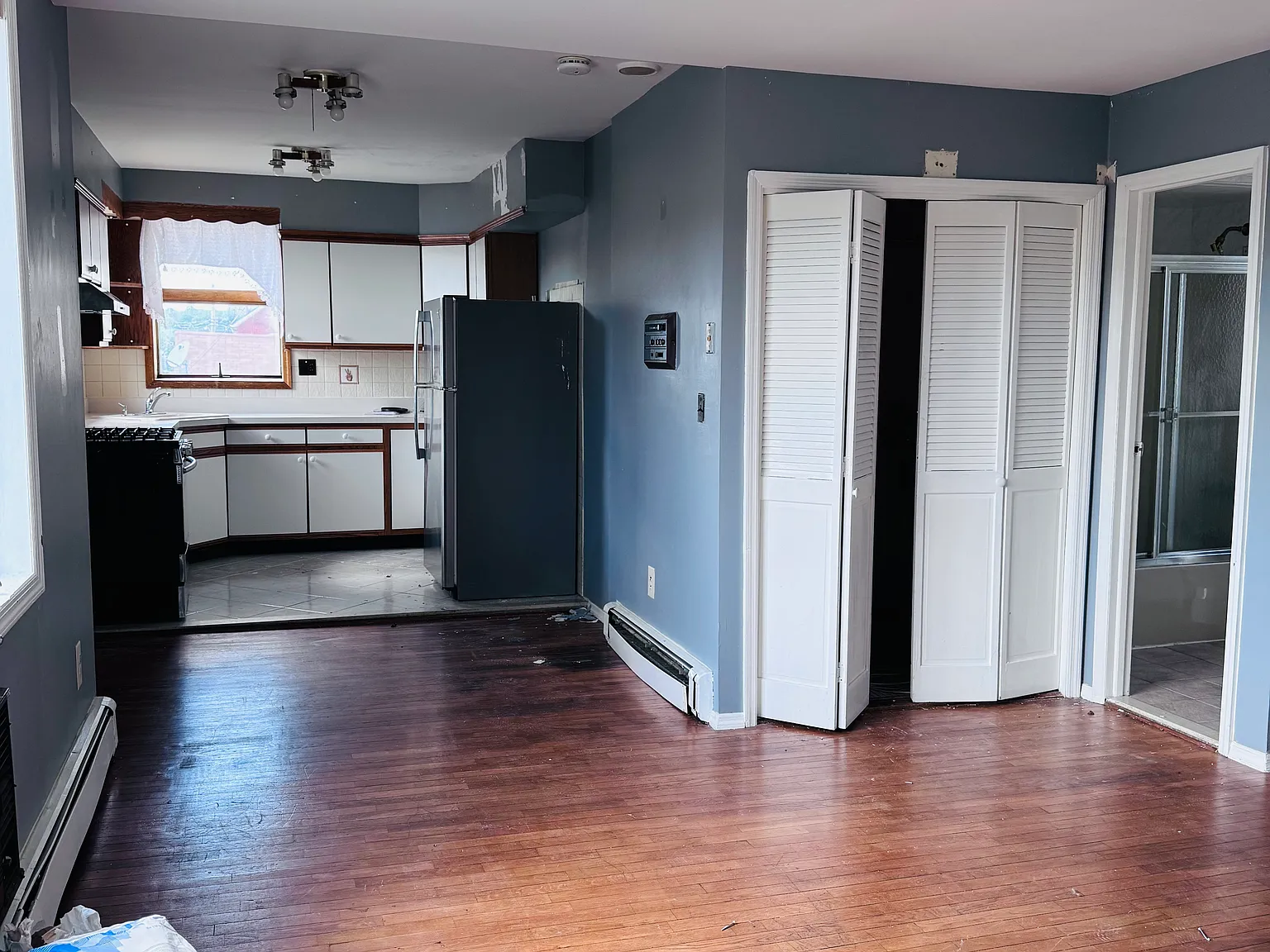 2 bed, 2997 sqft, $2,997 — Photo 2