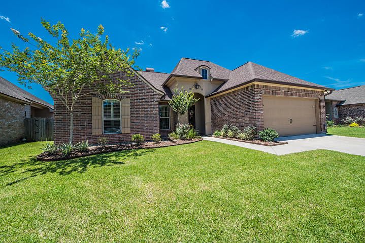 1st image of 113 La Villa Cir