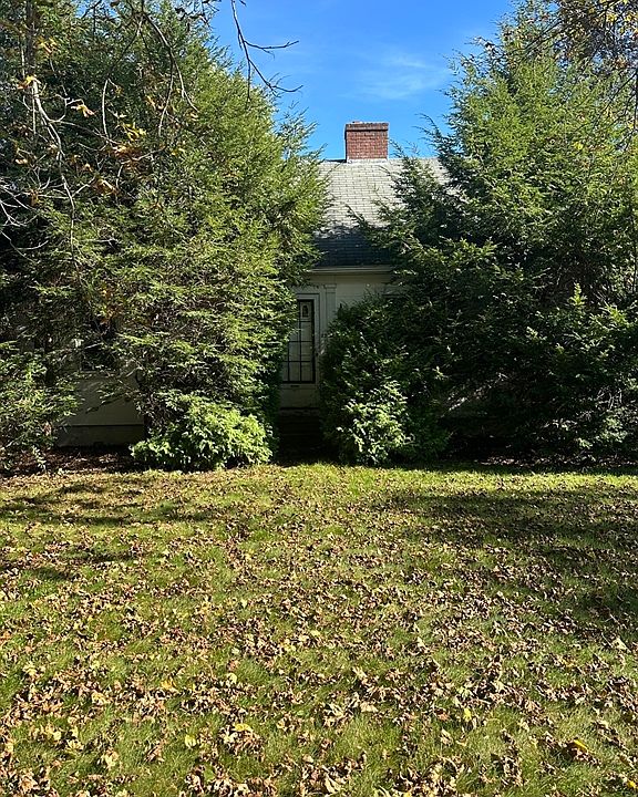1st image of 83 Bryn Mawr Ave