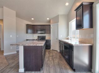 4244 W Peak Cloud Dr, Meridian, ID 83642