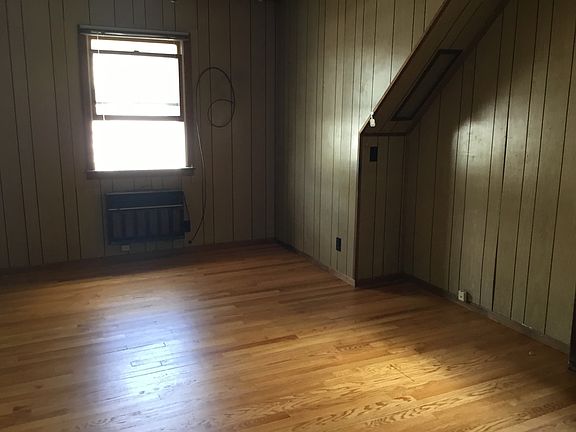 5th image of 26212 83rd Ave