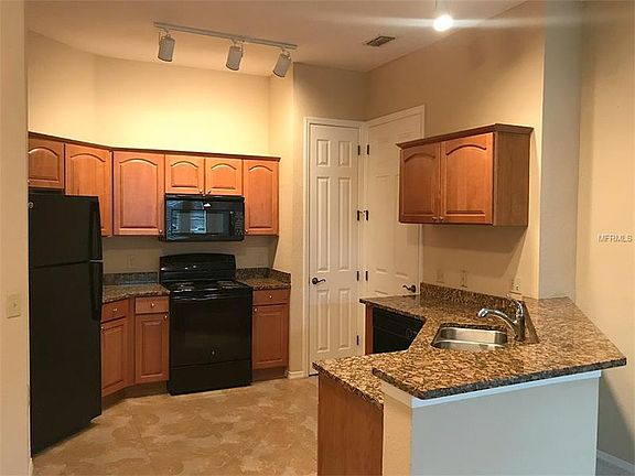 4th image of 13560 Cypress Glen Ln #6-302