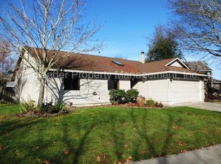 21475 SW Lois St, Beaverton, OR 97003