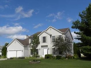 51800 Sagecrest Dr, Granger, IN 46530