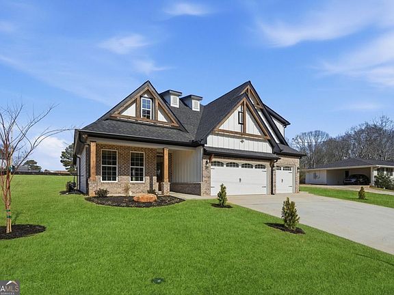 2nd image of 2322 Rockbridge Rd SW